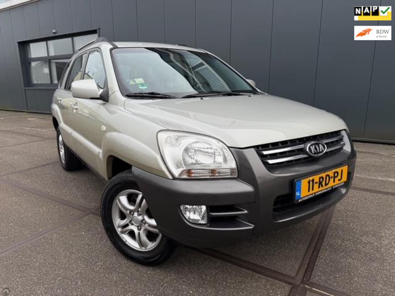 Kia Sportage - 2.0 CVVT Comfort | Apk | Airco | NAP | - AutoWereld.nl