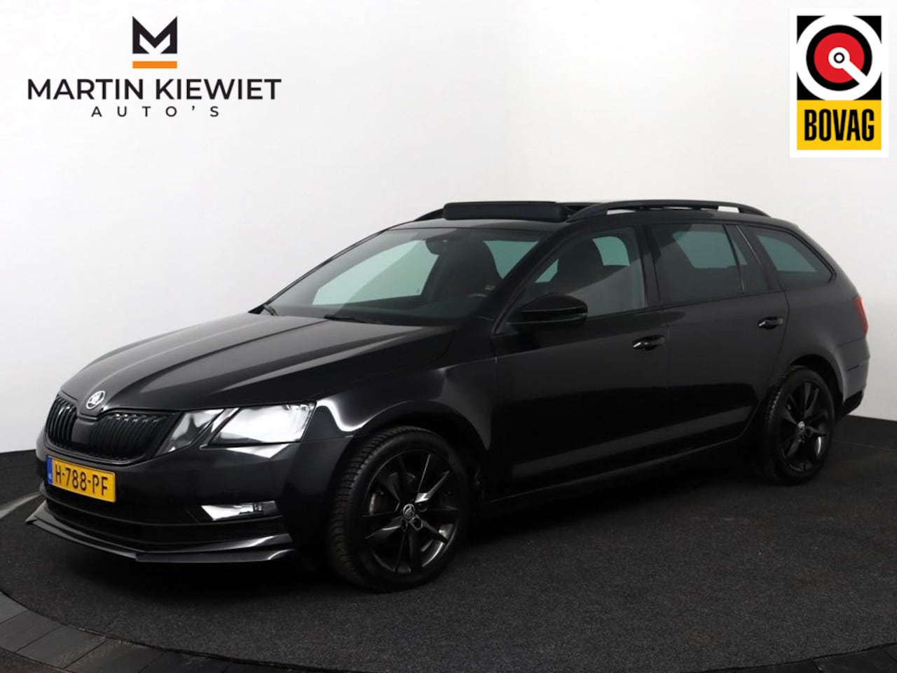 Skoda Octavia Combi - 1.5 TSI Greentech Sport Automaat|Panorama|Trekhaak - AutoWereld.nl