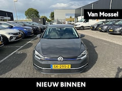 Volkswagen Golf - 1.5 TSI Highline 131 PK | Automaat | Airco | Navigatie | Apple Carplay | Adaptieve Cruise