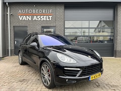 Porsche Cayenne - 4.8 Turbo