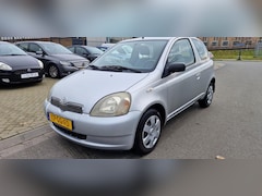 Toyota Yaris - 1.3-16V VVT-i Sol