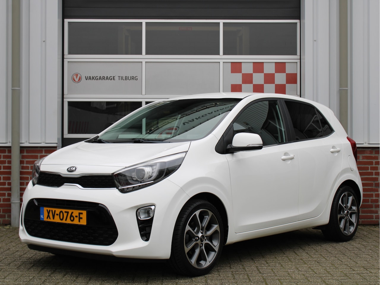 Kia Picanto - 1.0 CVVT Design Edition /NAVI/Camera/Leder/Cruise/Climate control/16'LM/Apple carplay/Andr - AutoWereld.nl