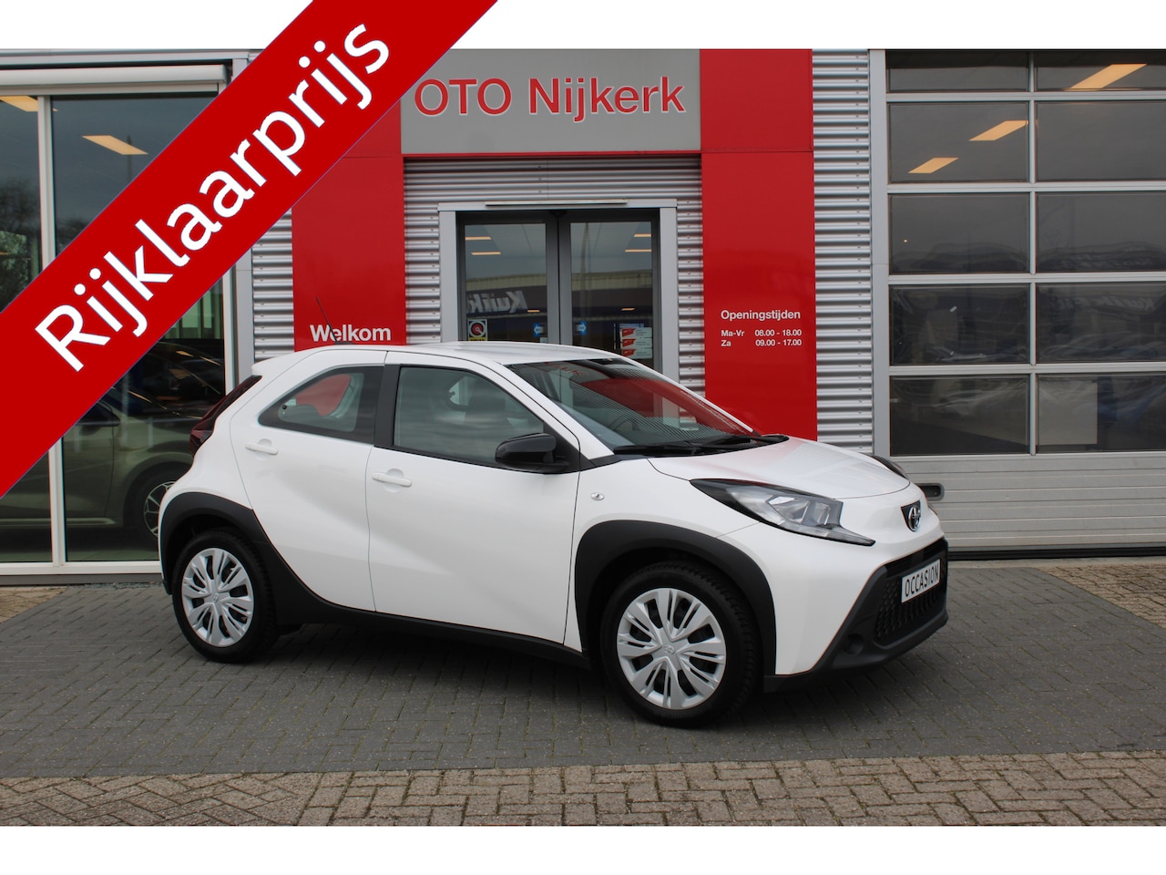 Toyota Aygo X - 1.0 VVT-i MT play 1.0 VVT-i MT Play - AutoWereld.nl