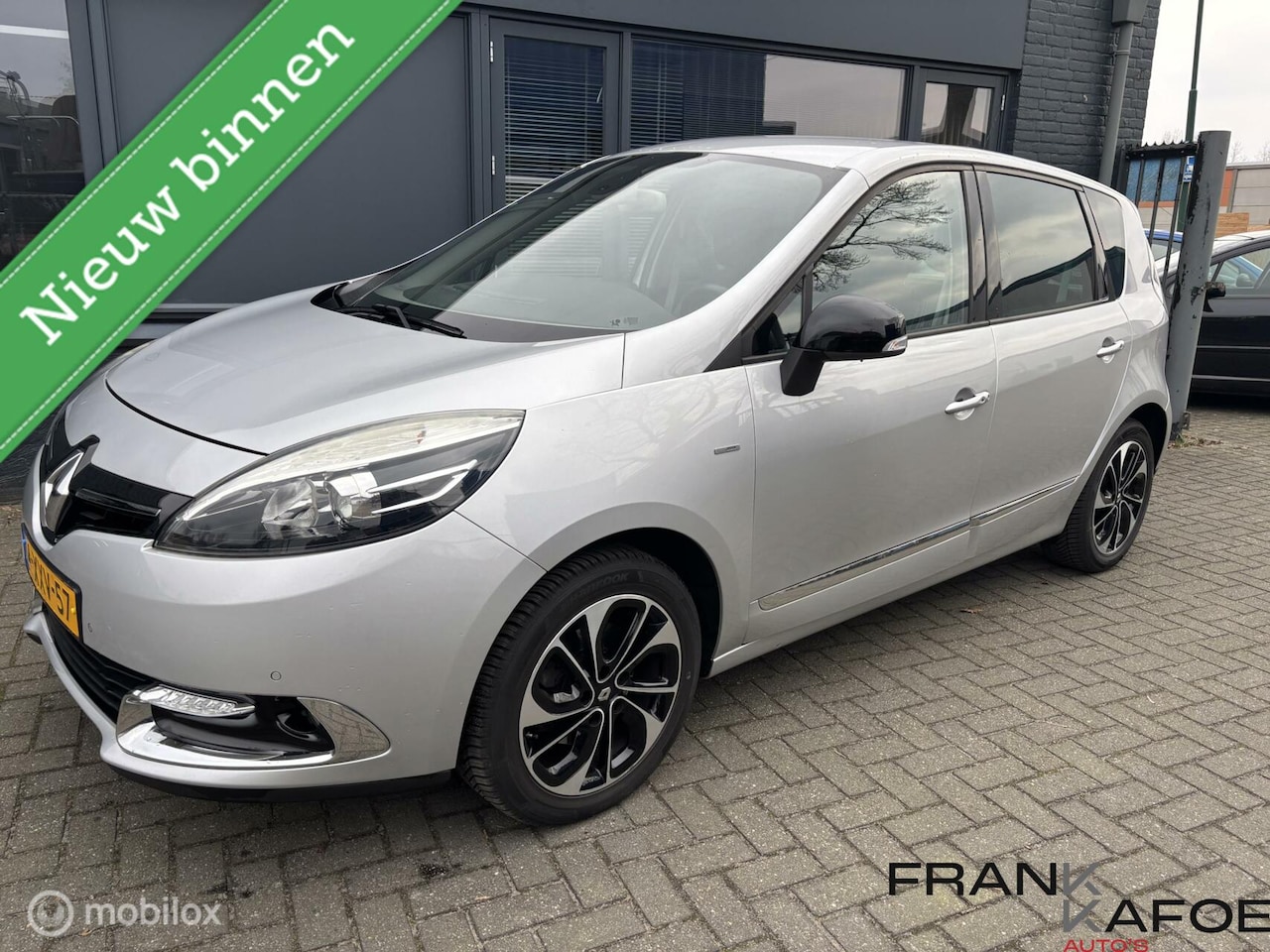 Renault Scénic - 1.2 TCe Bose NAVI ECC 17"LM PDC Camera Privacy glas - AutoWereld.nl