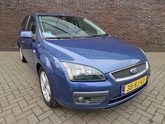 Ford Focus - 1.6-16V Futura 5 deurs LM velgen APK 08-25 climate