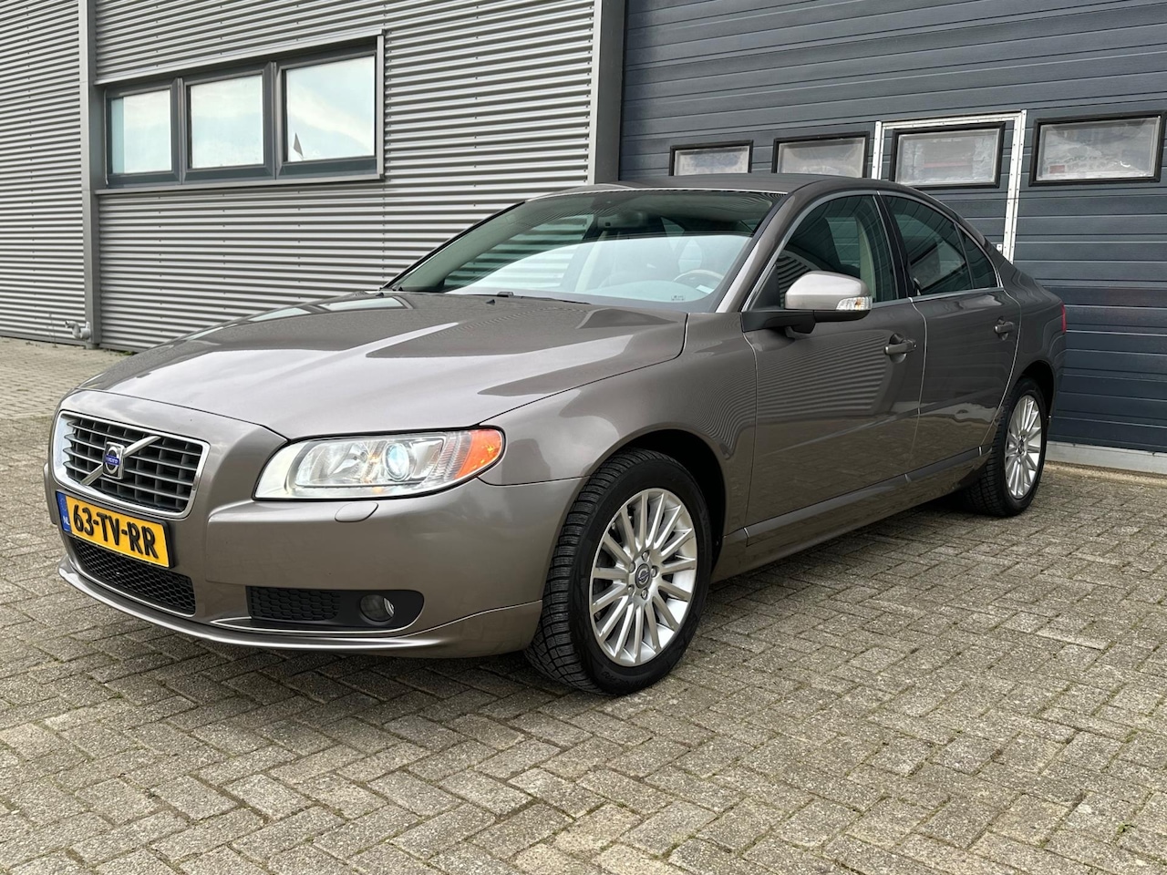 Volvo S80 - 2.5 T Summum PDC - NETTE AUTO - NWE APK. - AutoWereld.nl