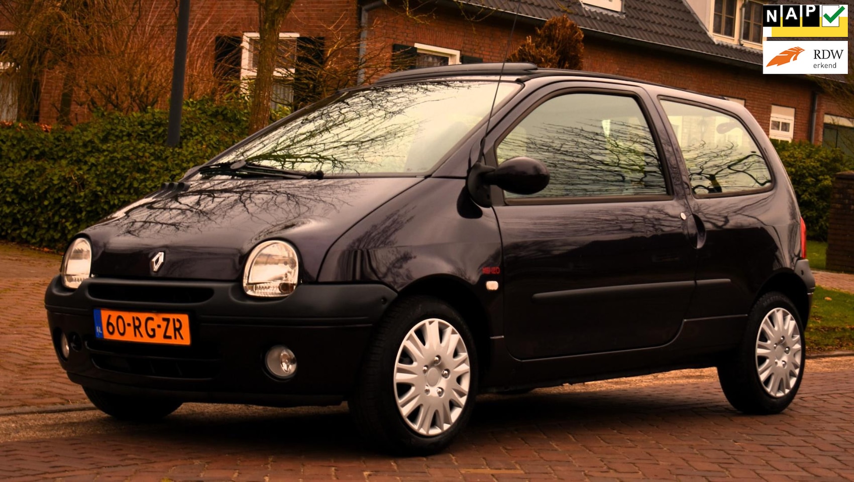 Renault Twingo - 1.2-16V Kenzo APK 13 MAART 2026 ZEER MOOI - AutoWereld.nl