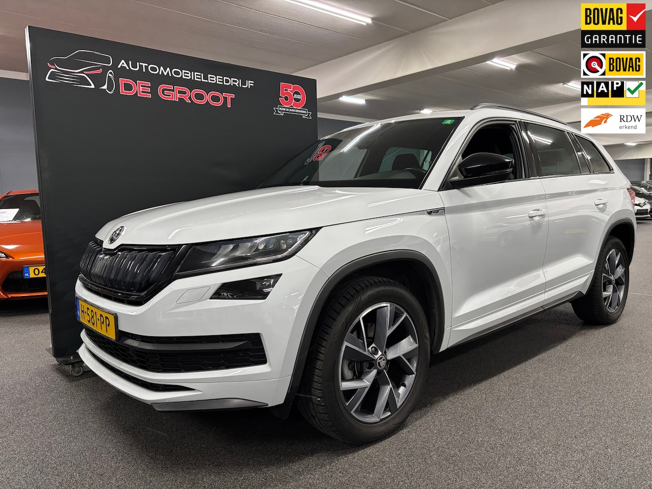 Skoda Kodiaq - 1.5 TSI Sportline Business / NL-auto, Automaat, Panoramadak, Stoelverwarming - AutoWereld.nl