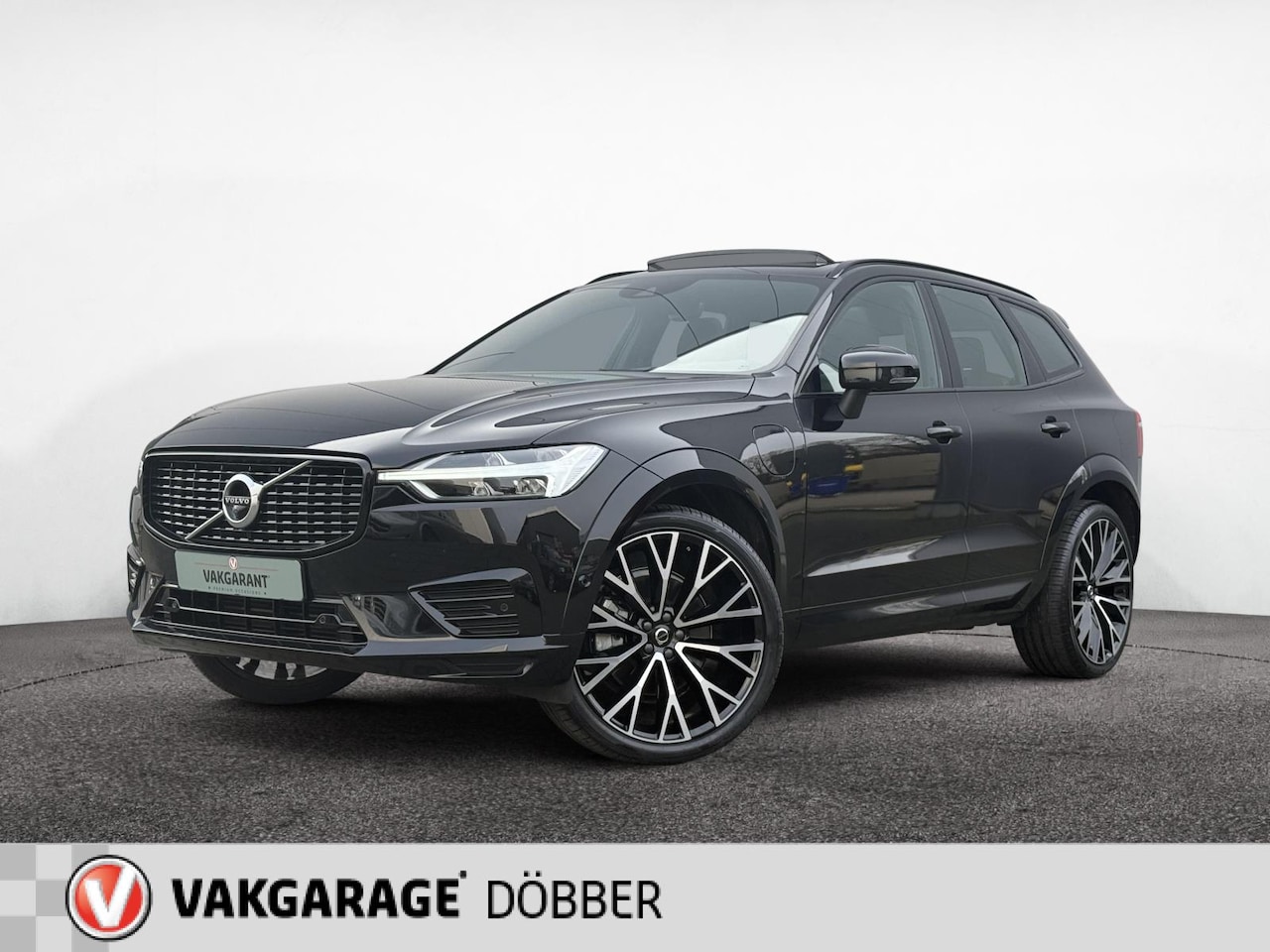 Volvo XC60 - 2.0 T8 Recharge R-Design , 22",H&K , Pano - AutoWereld.nl