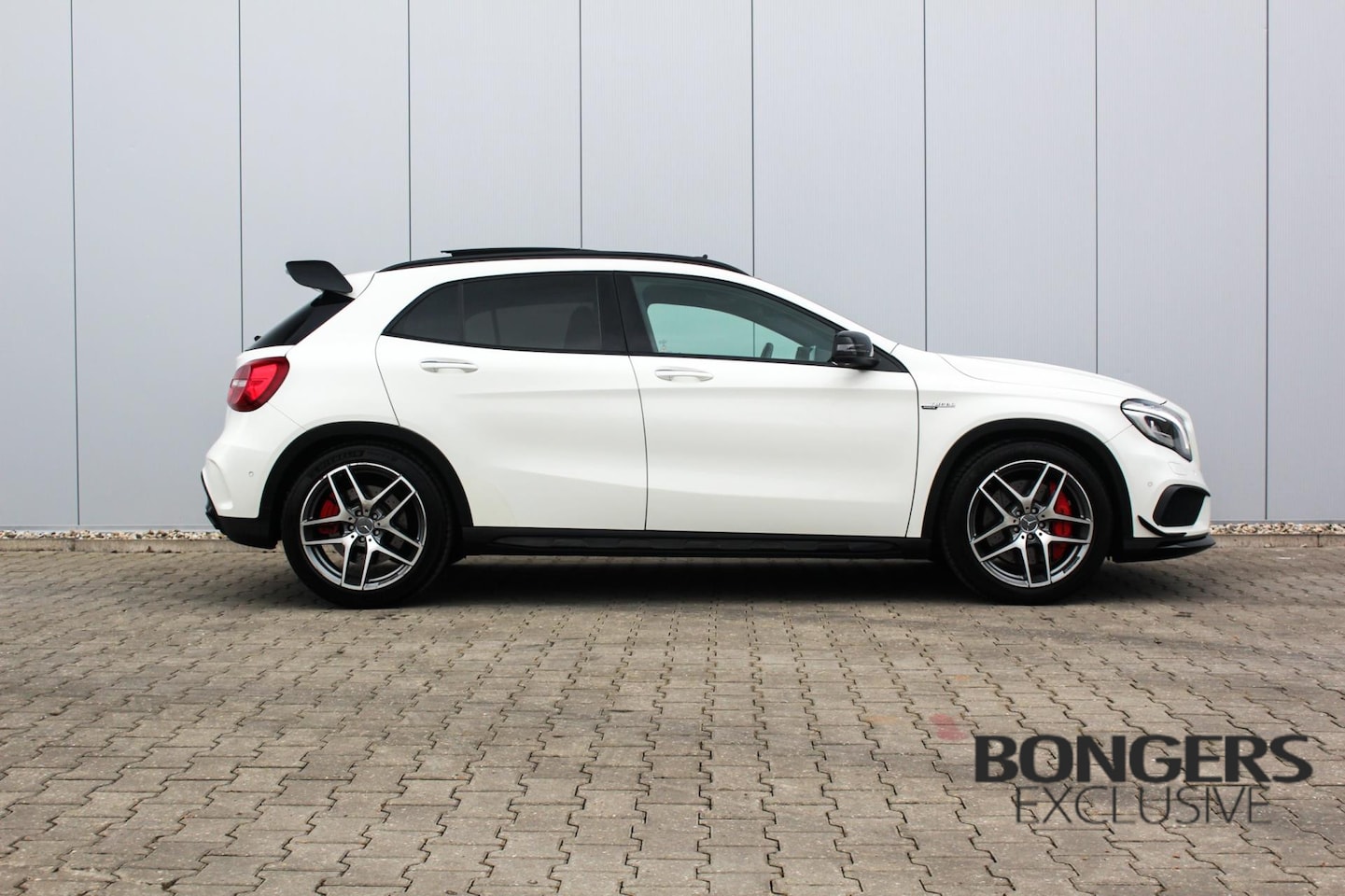 Mercedes-Benz GLA-Klasse - AMG 45 4MATIC | klep/uitlaat |Harman/kardon - AutoWereld.nl