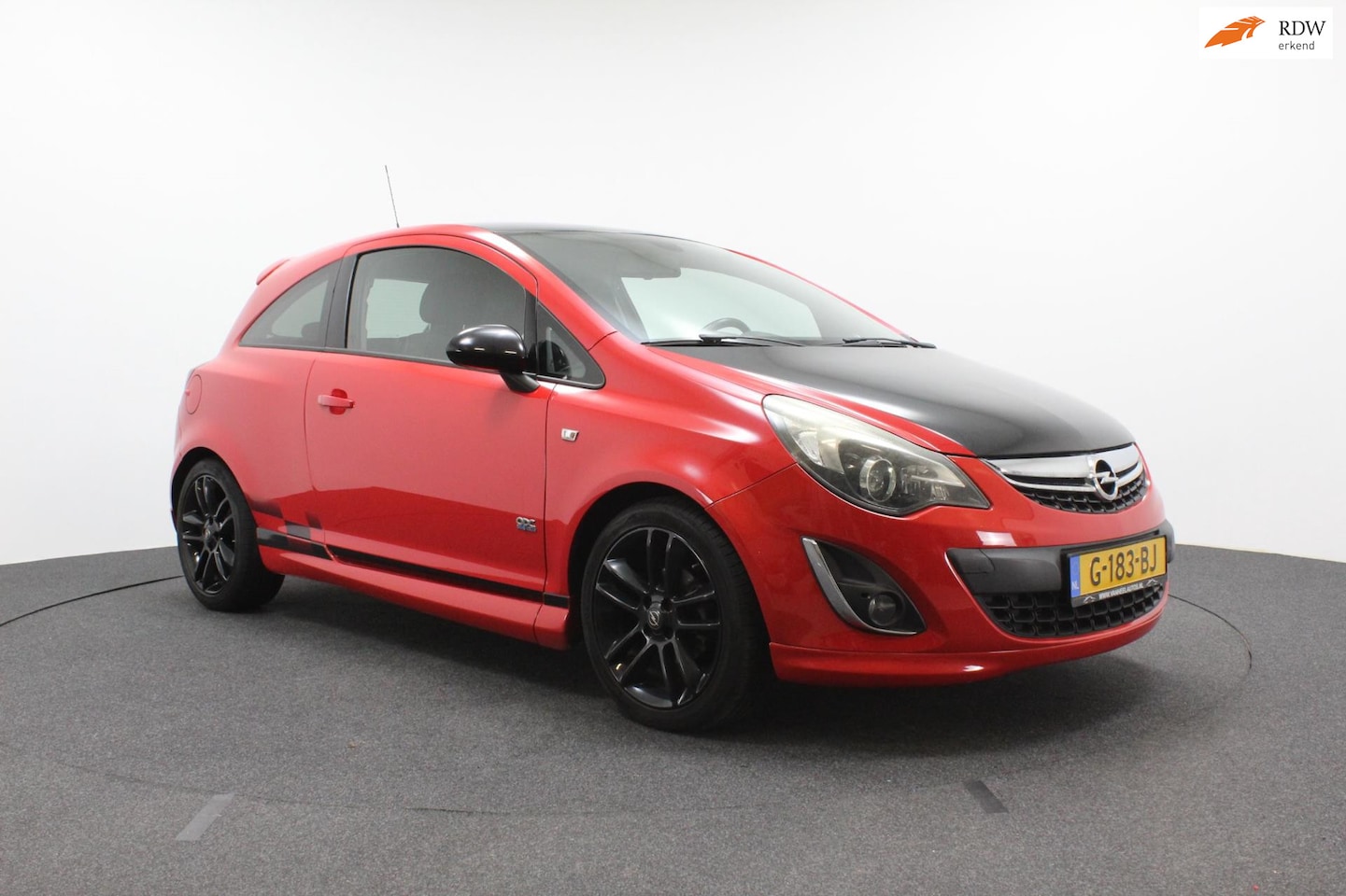 Opel Corsa - 1.4-16V Cosmo | OPC pakket | Sportief | Airco | Goed onderhouden | Stoelverwarming - AutoWereld.nl