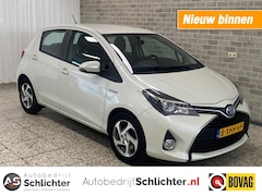 Toyota Yaris - 1.5 Hybrid Lease ECC/Cruise/LM-Velgen/Camera/All-Season band