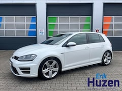 Volkswagen Golf - R / Uiterst goeie staat