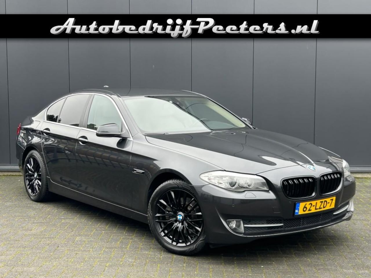 BMW 5-serie - 523i Automaat NL-auto Cruise PDC Stoel+Stuurverwarming - AutoWereld.nl