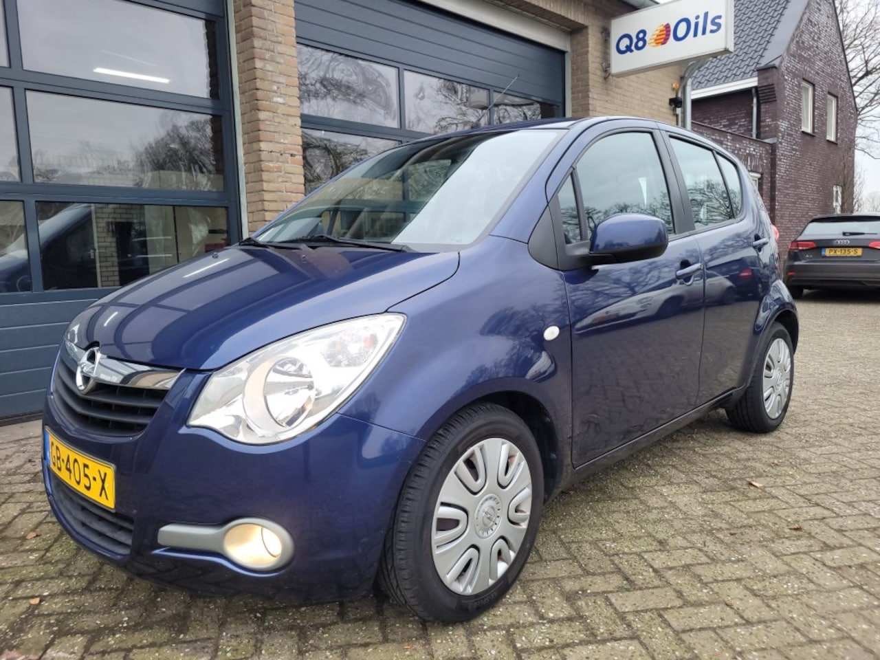 Opel Agila - 1.2 benzine 86pk 5drs hoge instap. - AutoWereld.nl