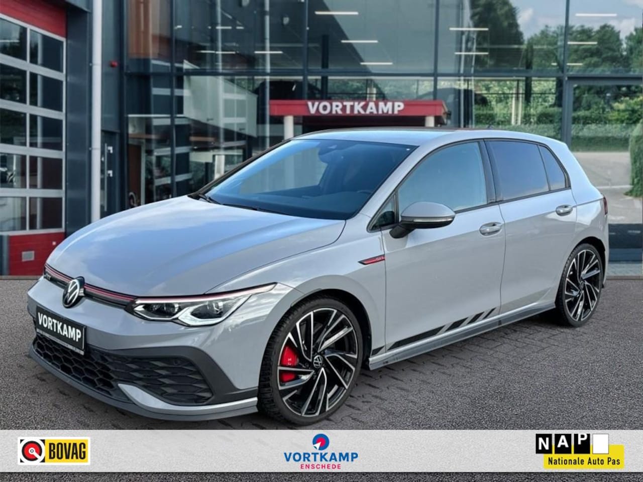 Volkswagen Golf - 2.0 TSI GTI CLUBSPORT CAMERA/HenK//CARPLAY/NAVI/ACC/STOELVERW - AutoWereld.nl