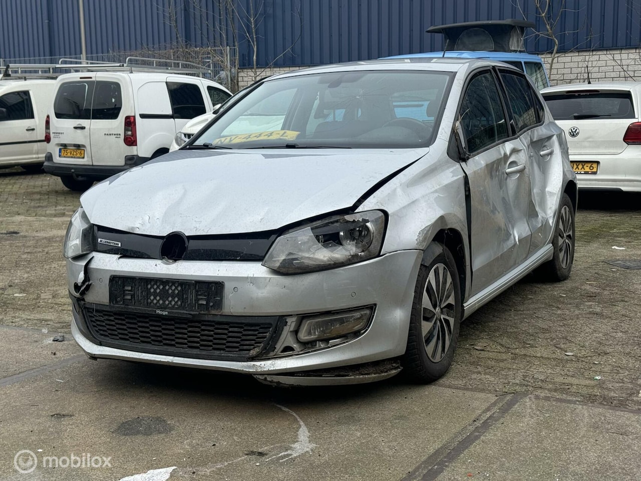 Volkswagen Polo - 1.0 BlueMotion * SCHADE - AutoWereld.nl