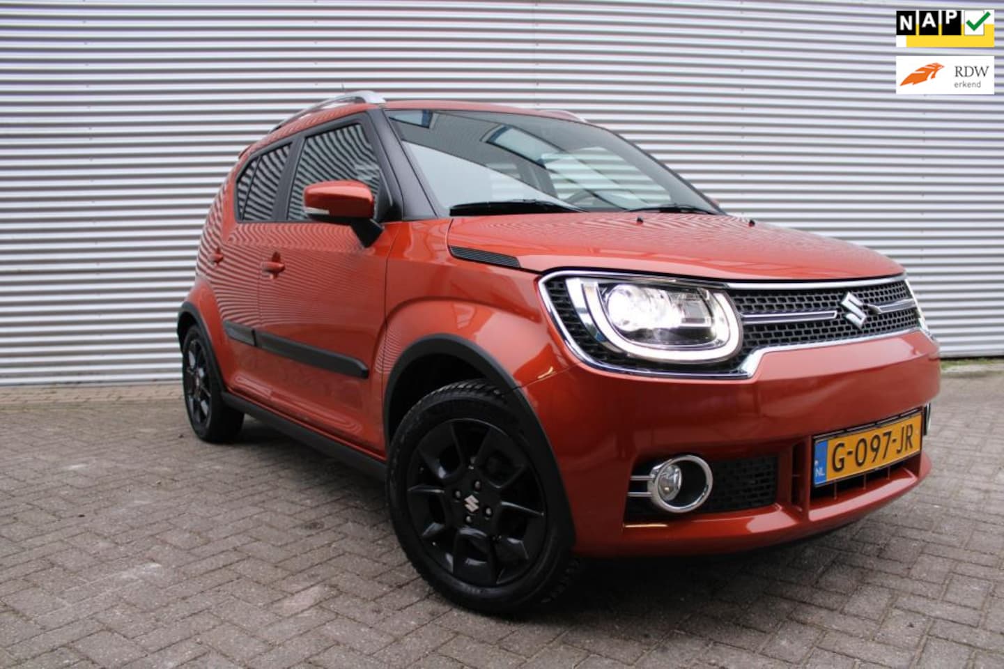 Suzuki Ignis - 1.2 Smart Hybrid Camera Keyless Nav - AutoWereld.nl