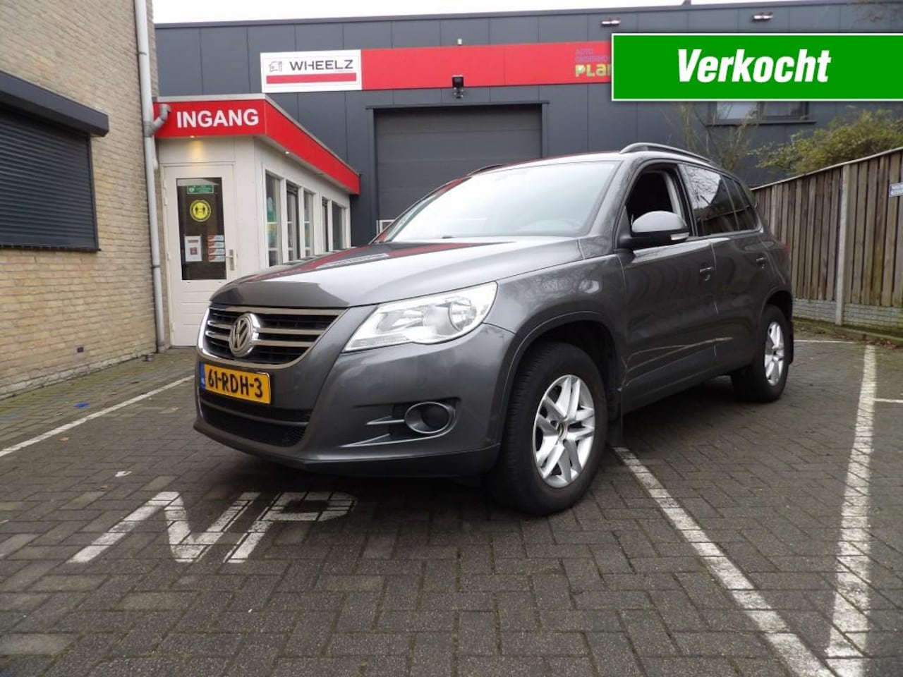 Volkswagen Tiguan - 1.4 TSI - navigatie - camera - ecc - cruise - zeer nette staat - AutoWereld.nl