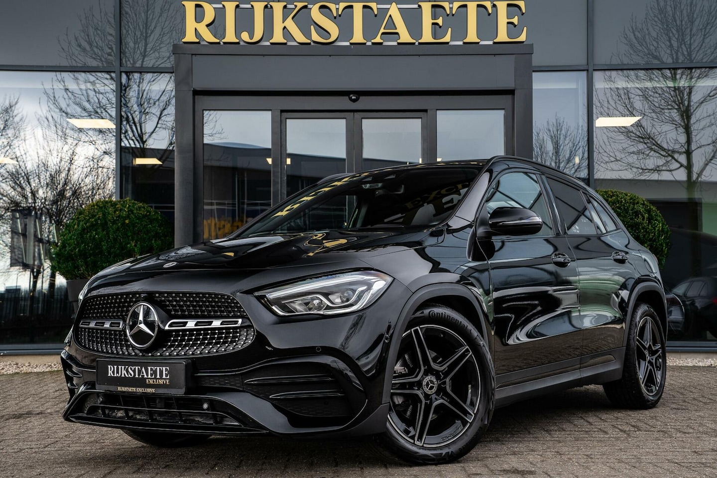 Mercedes-Benz GLA-Klasse - 200 AMG|PANO|19''|CAMERA|CARBON|NIGHT - AutoWereld.nl