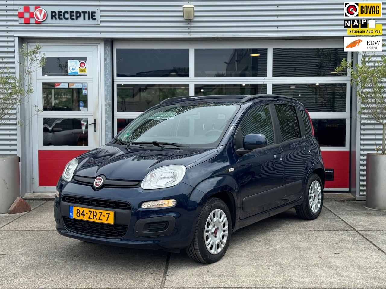 Fiat Panda - 0.9 TwinAir Lounge Automaat / Clima / Trekhaak / Nette auto - AutoWereld.nl