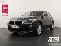 BMW X2 - BWJ 2020 sDrive20i 192 PK High Executive Edition AUTOMAAT / NAVI / CLIMA / CRUISE / STOELV