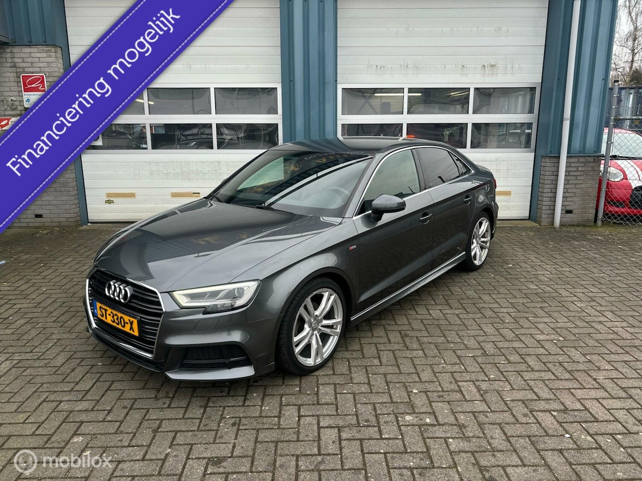 Audi A3 Limousine - 1.5 TFSI CoD Sport S Line Edition 1.5 TFSI CoD Sport S Line Edition - AutoWereld.nl