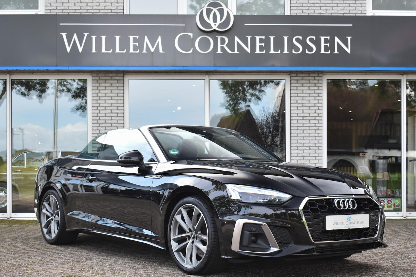 Audi A5 Cabriolet - 40 TFSI S edition Virtual Dash B&O Nekverwarming - AutoWereld.nl