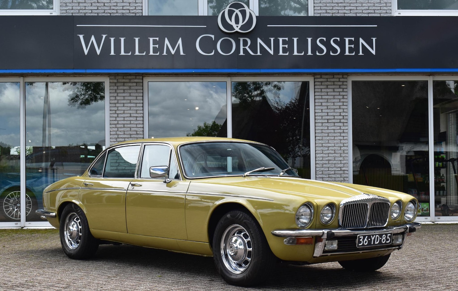 Daimler Double Six - 5.3 V12 5.3 V12 - AutoWereld.nl