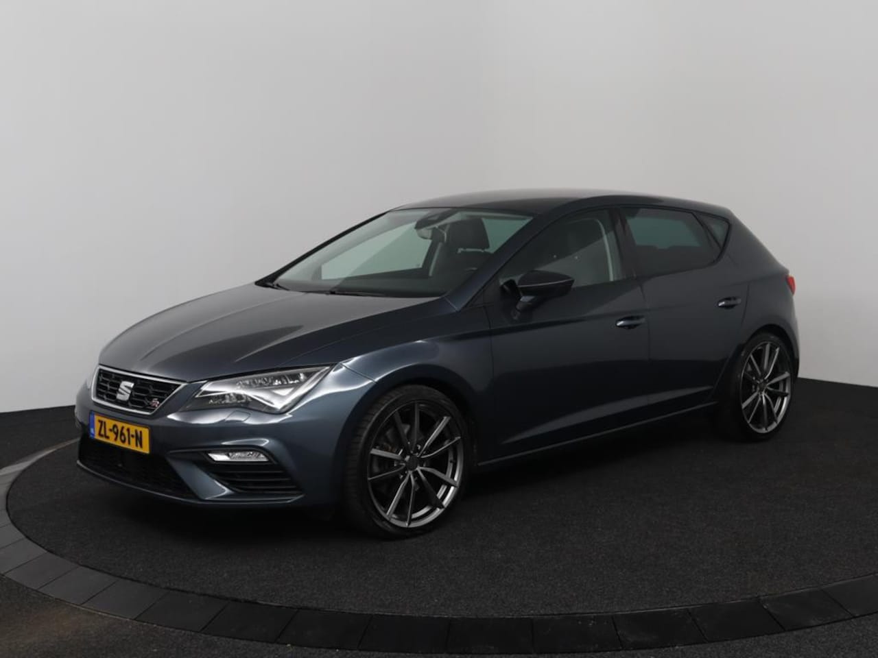 Seat Leon - 2.0 TSI FR Business Intense |Automaat |Beats Audio |Carplay - AutoWereld.nl