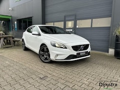 Volvo V40 - 2.0 T2 R-Design Dealeronderhouden Airco/ Bluetooth/ Cruise Control