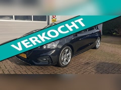 Ford Focus - 1.0 EcoBoost ST Line Business Navi Stuurwielbed