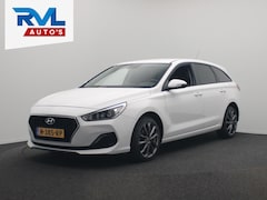 Hyundai i30 Wagon - 1.4 Comfort Navigatie Airco Cruise Lane/assist