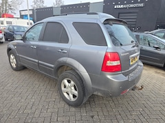 Kia Sorento - 2.5 CRDI VGT Adventure motorschade