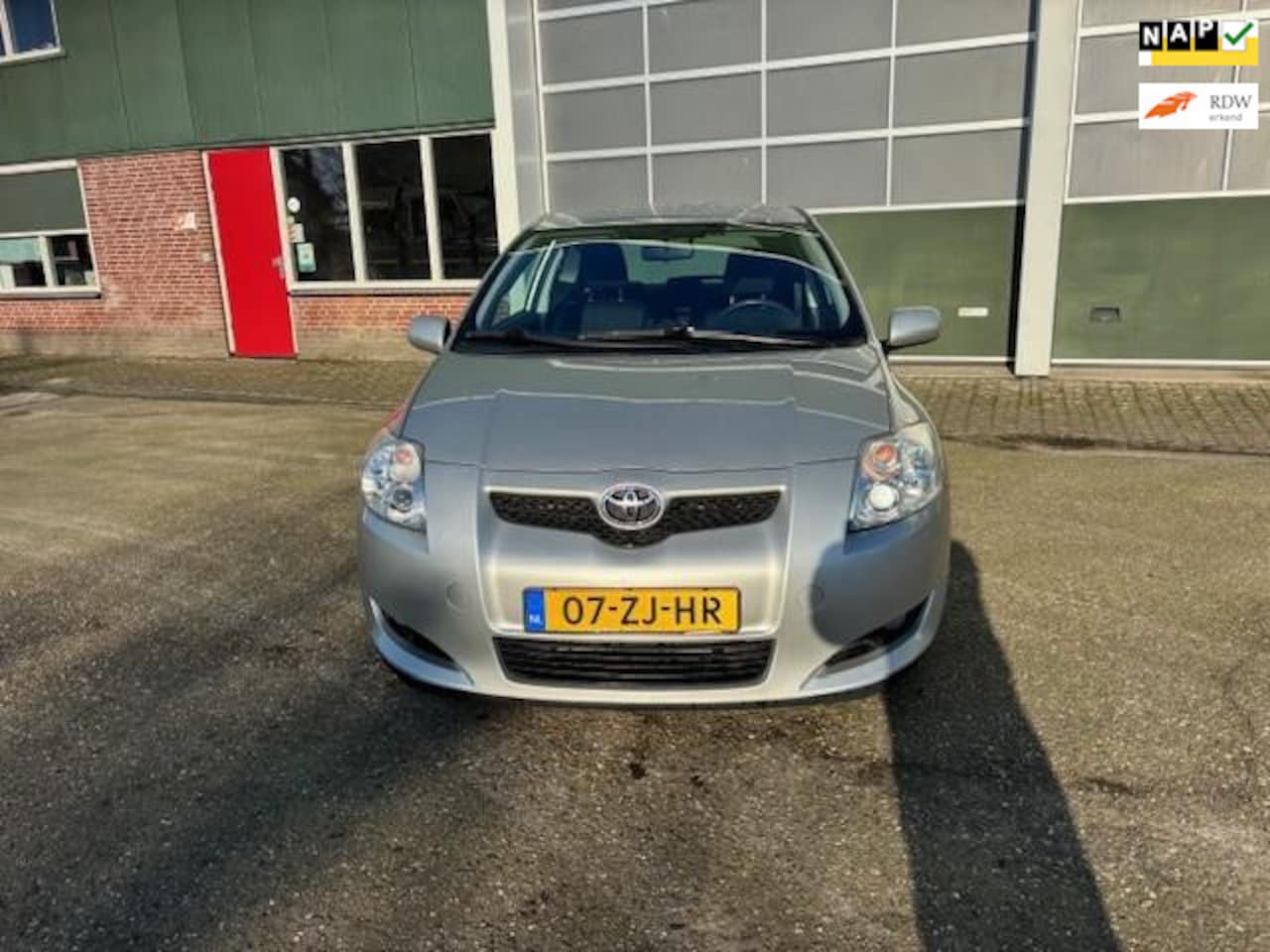 Toyota Auris - 1.6-16V Sol/ CRUISE /AIRCO - AutoWereld.nl