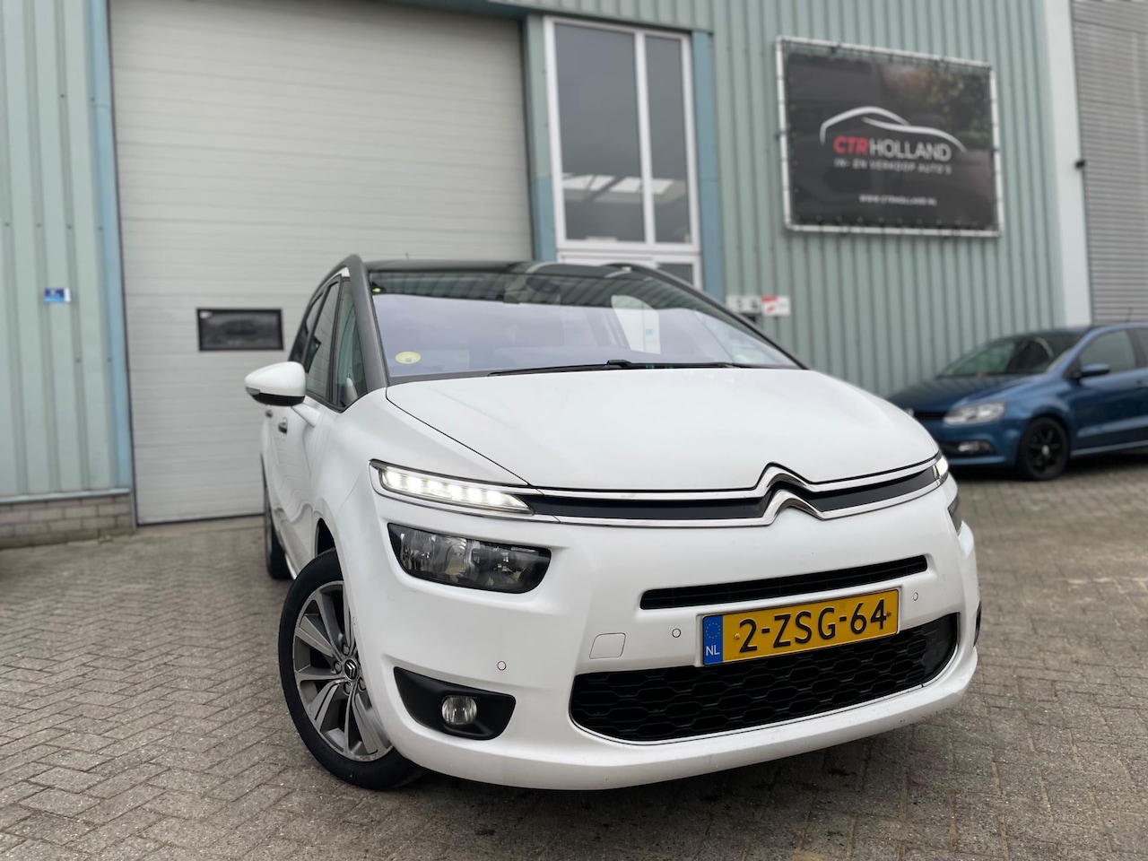 Citroën Grand C4 Picasso - 1.6 e-HDi Business (bj 2015) AUTOMAAT|7P|CAM|LED - AutoWereld.nl