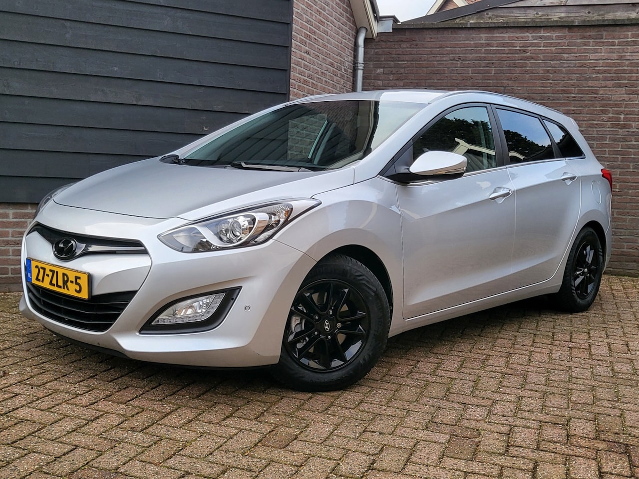 Hyundai i30 Wagon - 1.6 GDI i-Vision/N.A.P./Afneembare Trekhaak - AutoWereld.nl