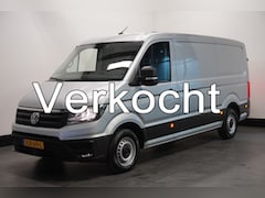 Volkswagen Crafter - 2.0 TDI L3H2 177PK Automaat EURO 6 - Airco - Cruise - Navi - PDC - Trekhaak - €18.900, - E