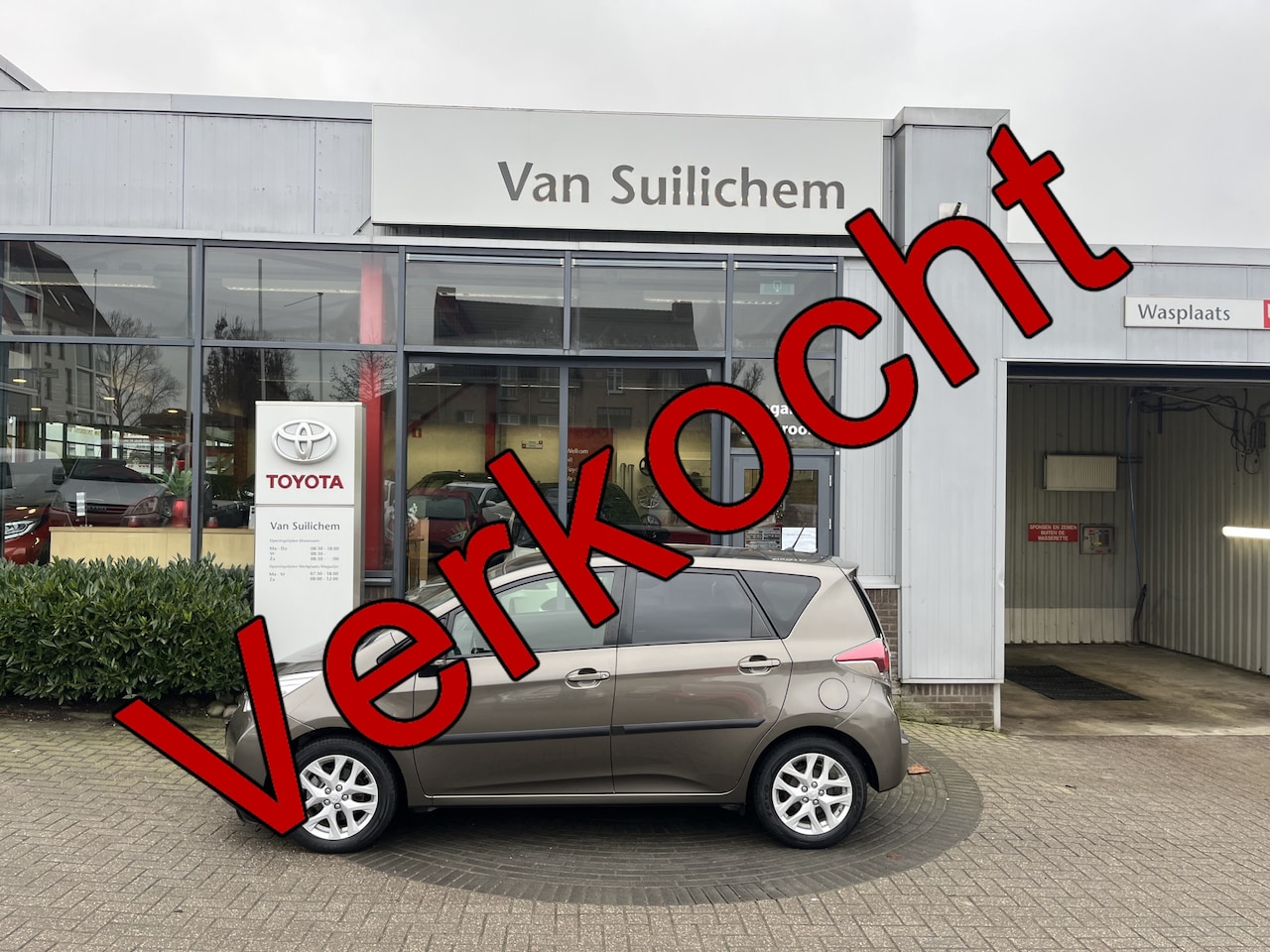 Toyota Verso S - 1.3 VVT-i Trend 1.3 VVT-i Trend - AutoWereld.nl