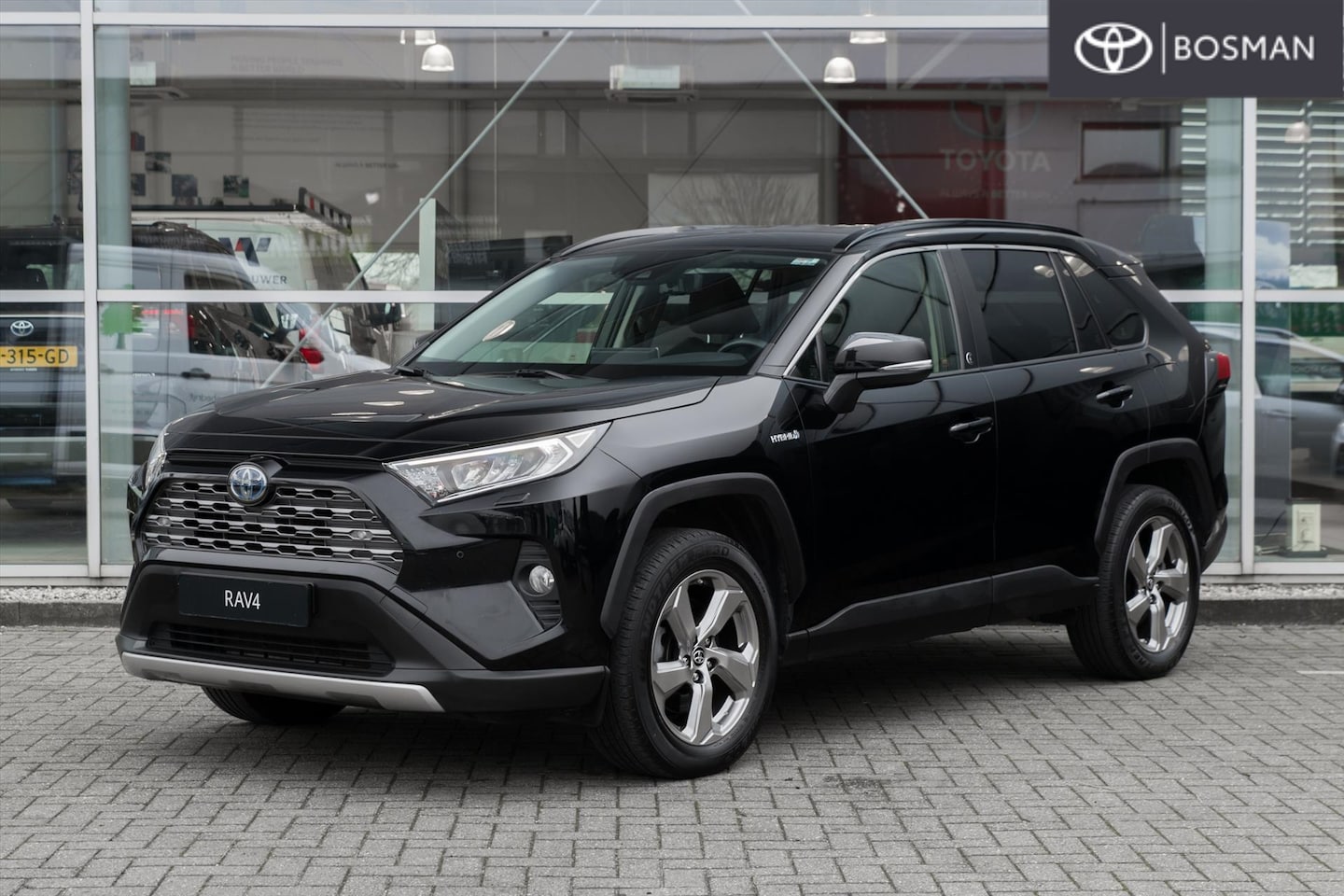 Toyota RAV4 - 2.5 Hybrid Team D 222pk AWD Stoel + Stuur Verwarming - AutoWereld.nl