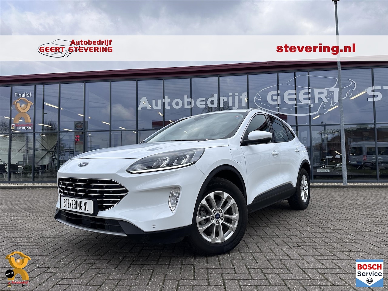 Ford Kuga - 2.5 PHEV e-CVT 225pk Titanium - AutoWereld.nl