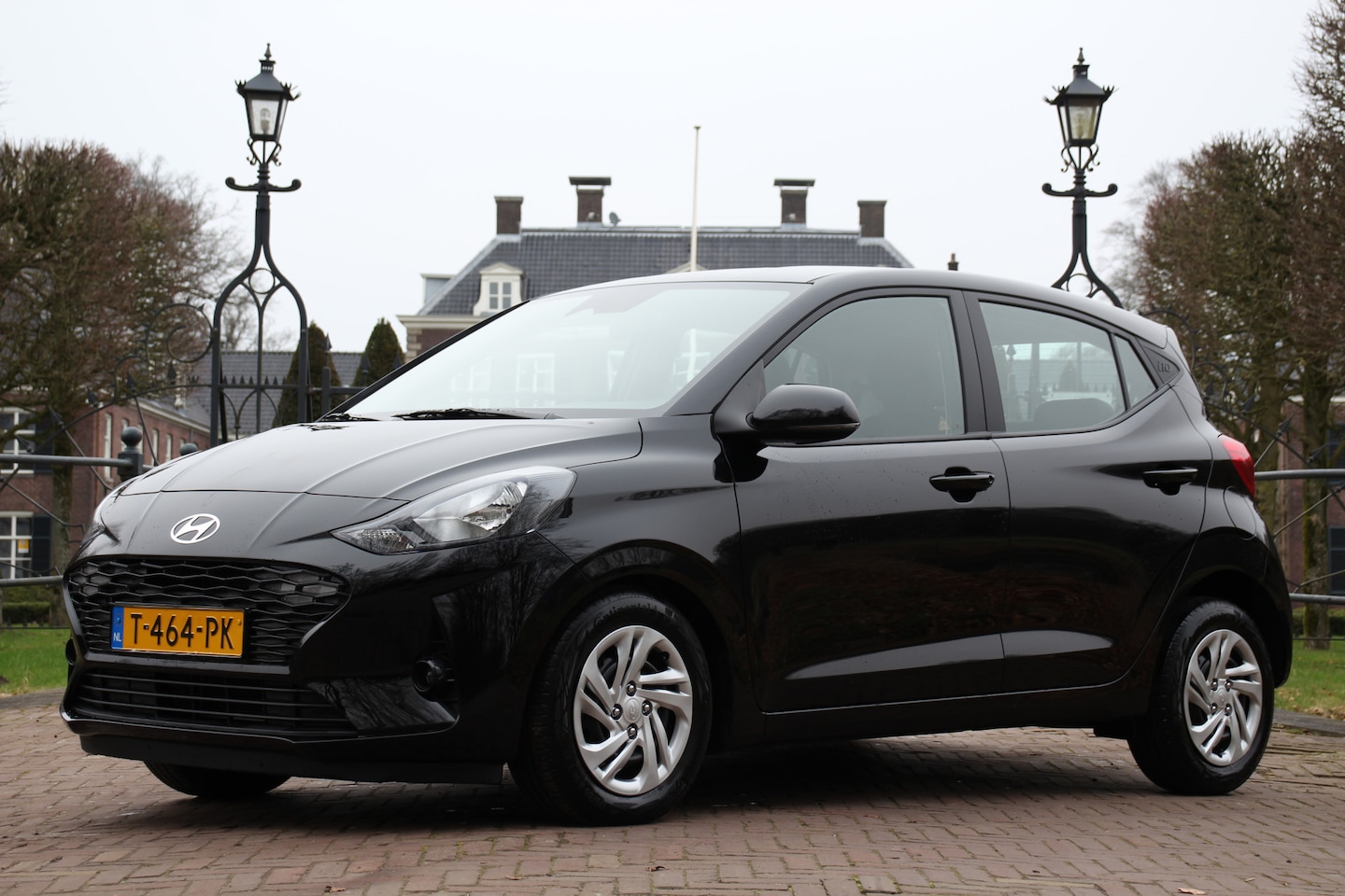 Hyundai i10 - 1.0 COMFORT | NL-AUTO! | CRUISE | LED | APPLE CARPLAY & ANDROID AUTO | DEALER ONDERHOUDEN! - AutoWereld.nl