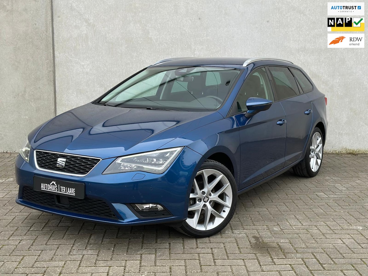 Seat Leon ST - 1.2 TSI DSG 18'' Carplay Navi Stoelverw ACC LED - AutoWereld.nl