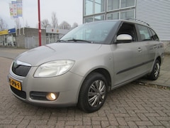 Skoda Fabia Combi - 1.4-16V Ambition l Airco