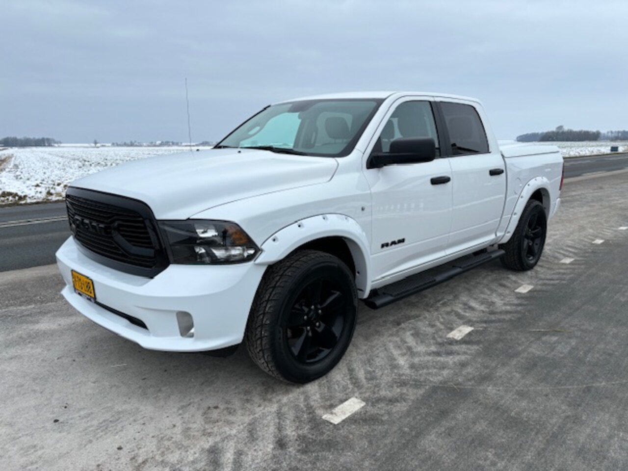 Dodge Ram 1500 - lpg zes personen uitvoering financiering v/a 350 p/m - AutoWereld.nl