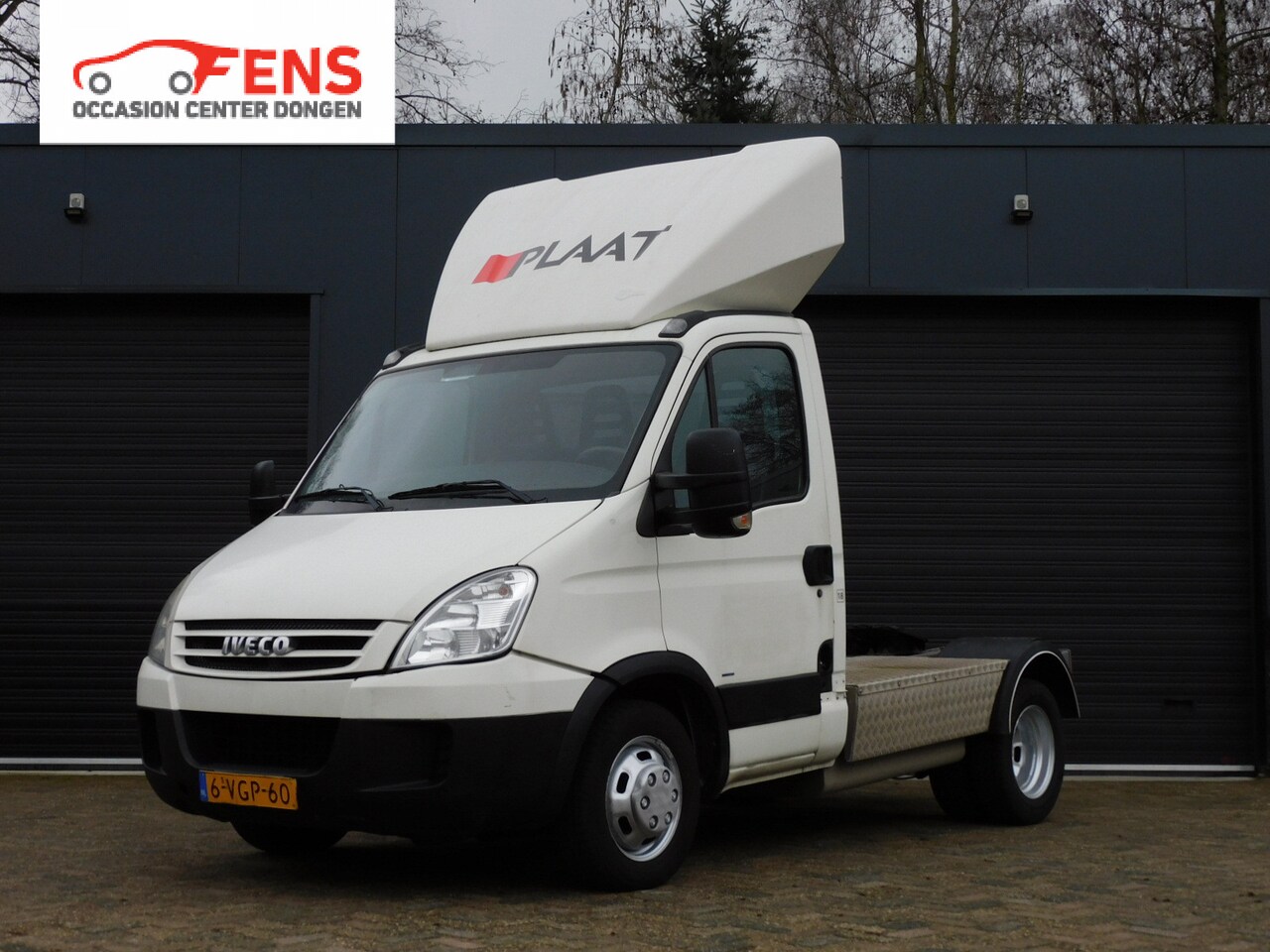 Iveco Daily - 35C18 300 BE-TREKKER 2e EIGENAAR! 11.990 KG! DUBBELLUCHT! TREKHAAK! - AutoWereld.nl