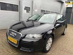 Audi A3 Sportback - 1.6 FSI-Clima-Cruise-LmVelgen-Trekhaak-APK