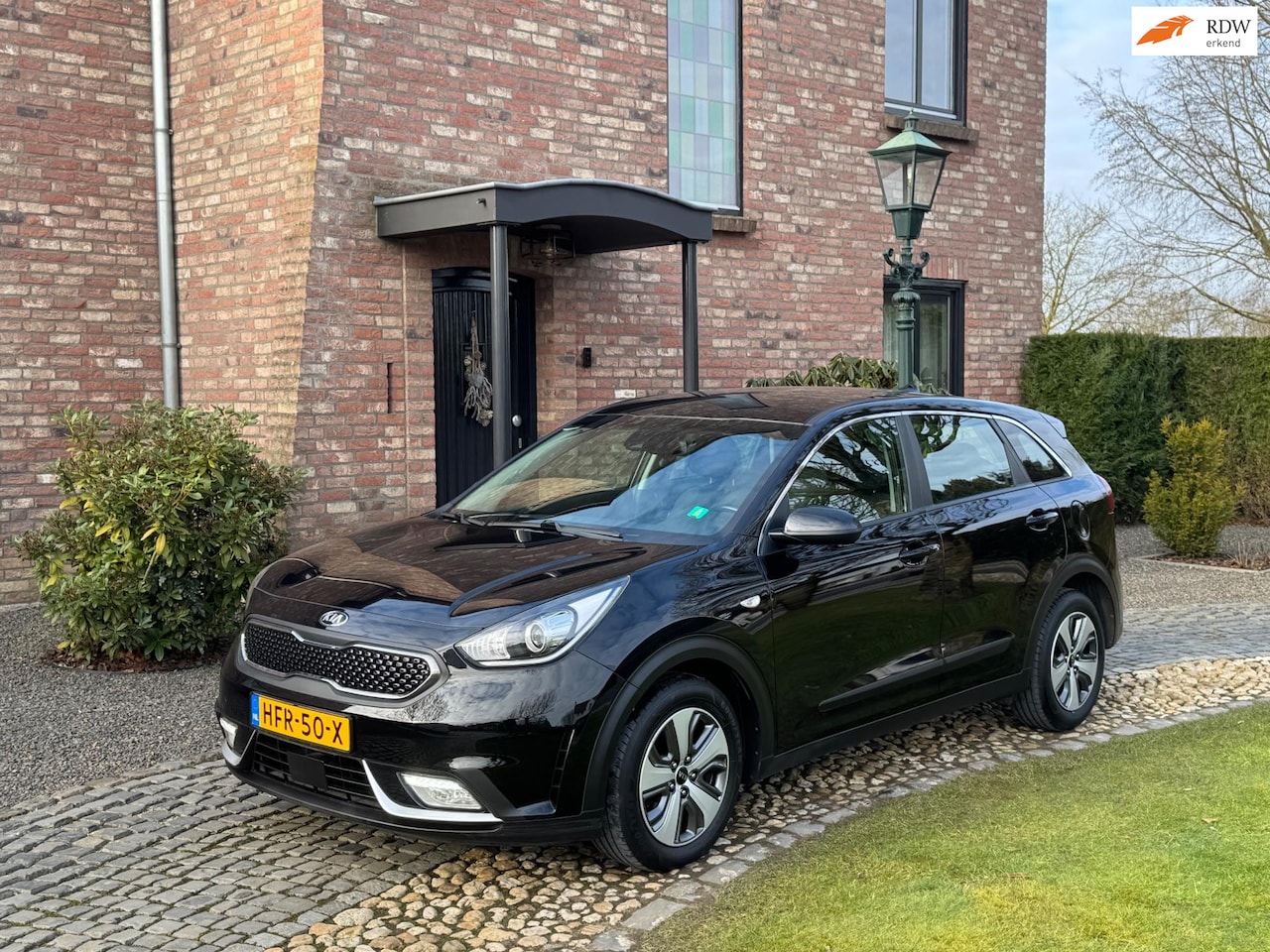 Kia Niro - 1.6 GDi Hybrid ComfortLine Navi Clima ACC - AutoWereld.nl