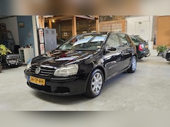 Volkswagen Golf - 1.6 FSI Comfortline 5drs Climate controle, LMV 16", Cruisecontrole, Bluetooth