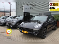 Porsche Macan - 3.0 D S NL Auto | Luchtvering | Panodak | Bi-Xenon | Keyless-Go | Camera | Stoelverw | Bos